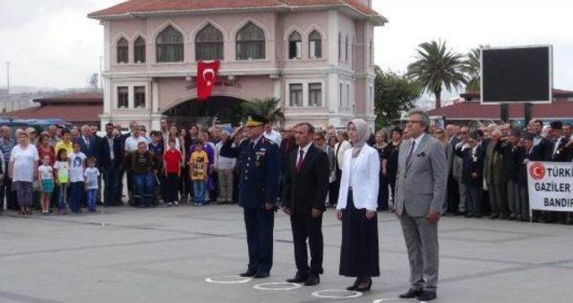 Bandırma'da Kurtuluş Töreninin Davetsiz Misafiri