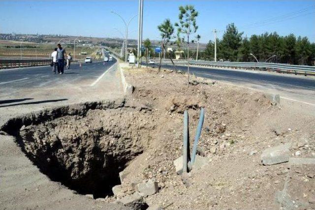 Diyarbakır'da Polis Otobüsüne Bombalı Saldırı Ucuz Atlatıldı