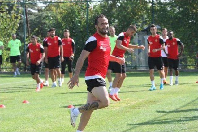 Eskişehirspor'da Kalecilere Nazar Değdi