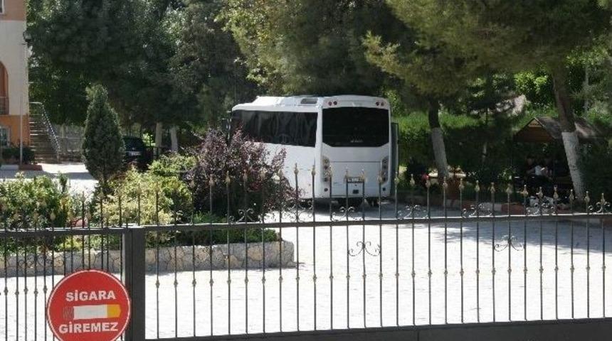 Kilis&rsquo;te Okul Ve Dershanede Arama Yapıldı