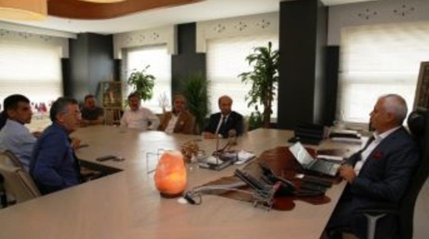 Perakendecilerden Bozbey&rsquo;e Ziyaret