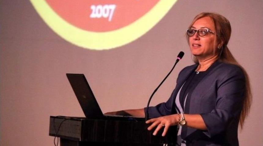 Nehü’de ‘hemşirelik Esaslarında Uygulamalı Öğretim’ Konulu 7. Hemşirelik Esasları Çalıştayı Başladı