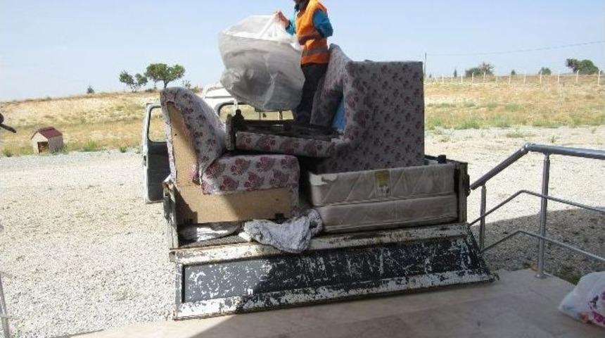 Eşya Kampanyasında Uşaklılar Duyarlı Davranıyor