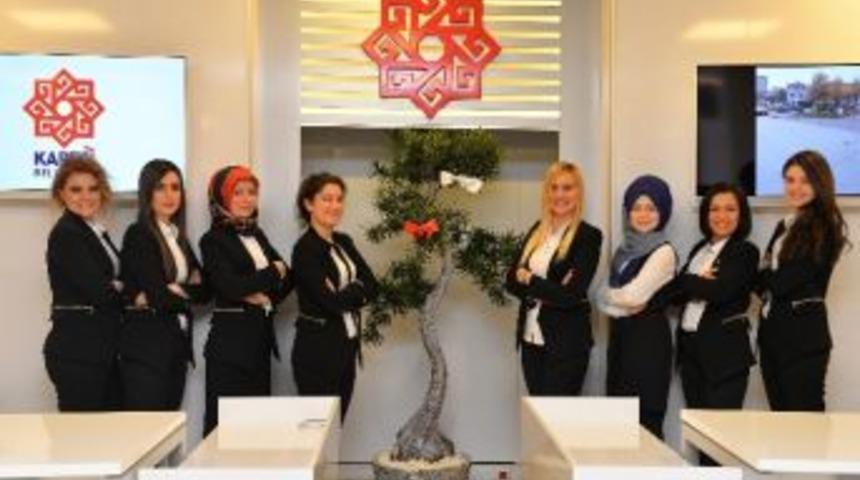 Karesi İdari İzinde &Ccedil;alışıyor