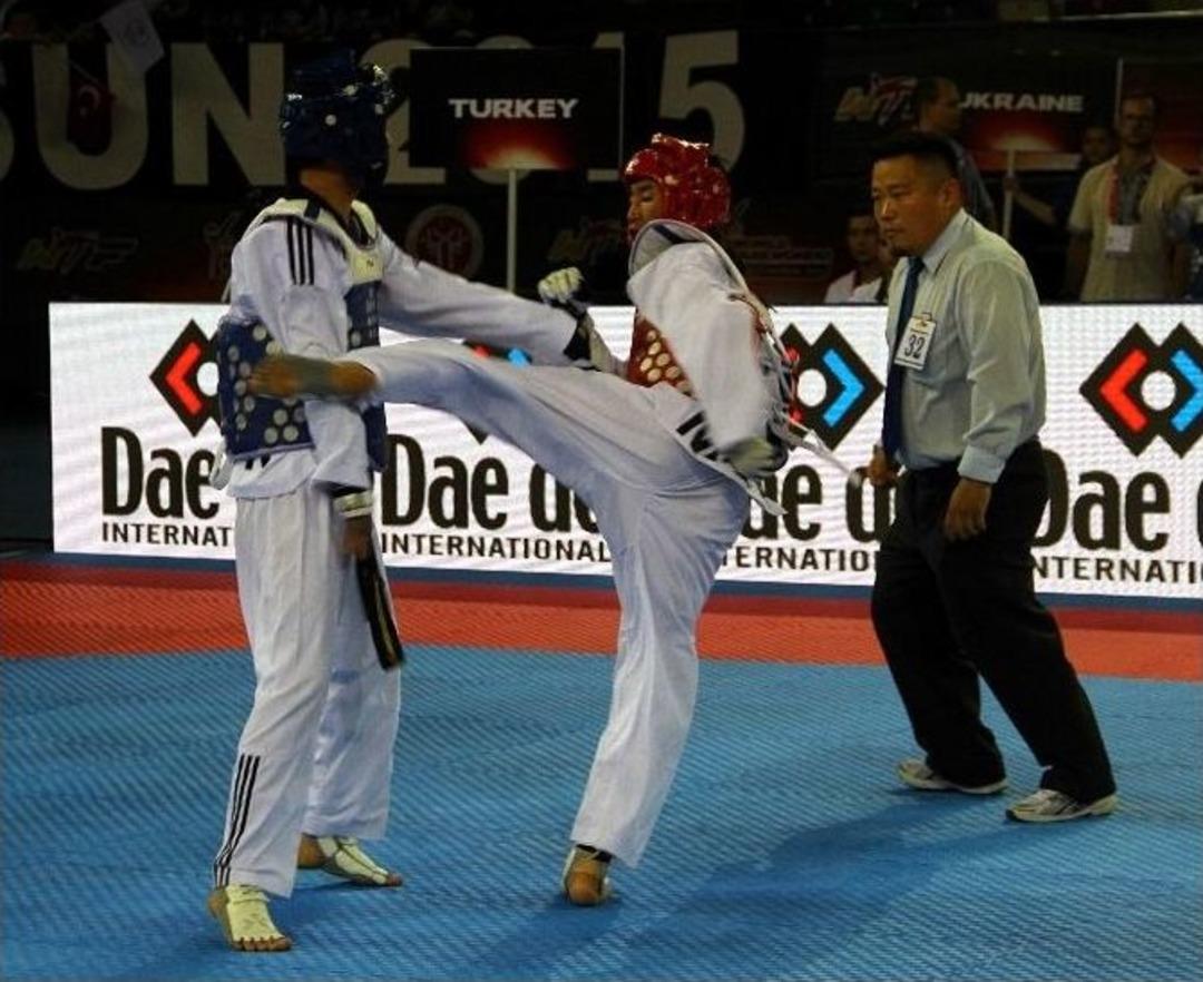 Tekvando Şampiyonaları Başladı