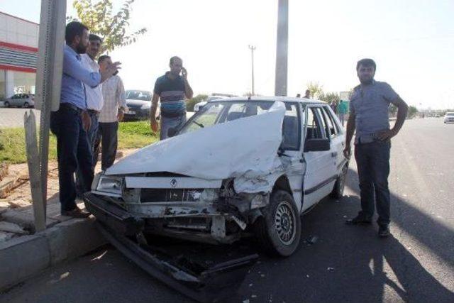 Şanlıurfa’Da Zincirleme Kaza: 2 Yaralı