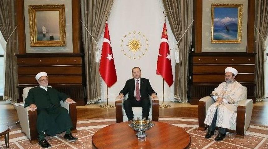 Cumhurbaşkanı Erdoğan, Eski Kud&uuml;s Baş M&uuml;ft&uuml;s&uuml; Sabri&rsquo;yi Kabul Etti