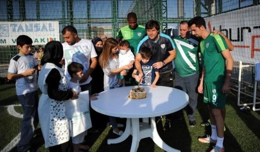 Bursaspor, Fenerbah&ccedil;e Ma&ccedil;ına Hazırlanıyor