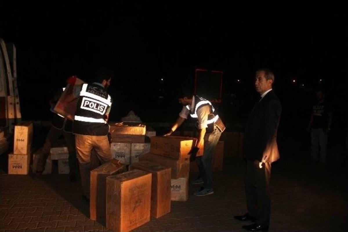 Ara&ccedil; Dolusu Ka&ccedil;ak Sigarayı Bırakıp Ka&ccedil;tı