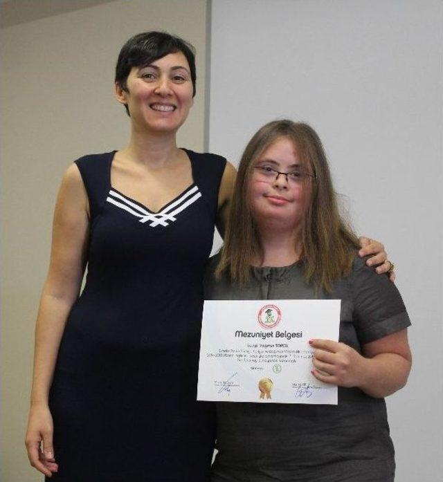 T&uuml;rkiye&rsquo;nin En &Ouml;zel Akademisi 1