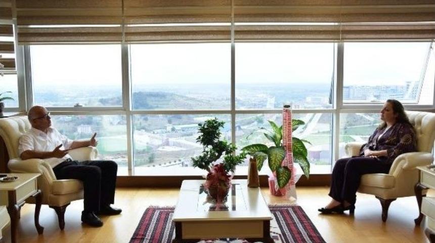 İbrahim Bilgin, Rekt&ouml;r &Ccedil;akar&rsquo;ı Ziyaret Etti