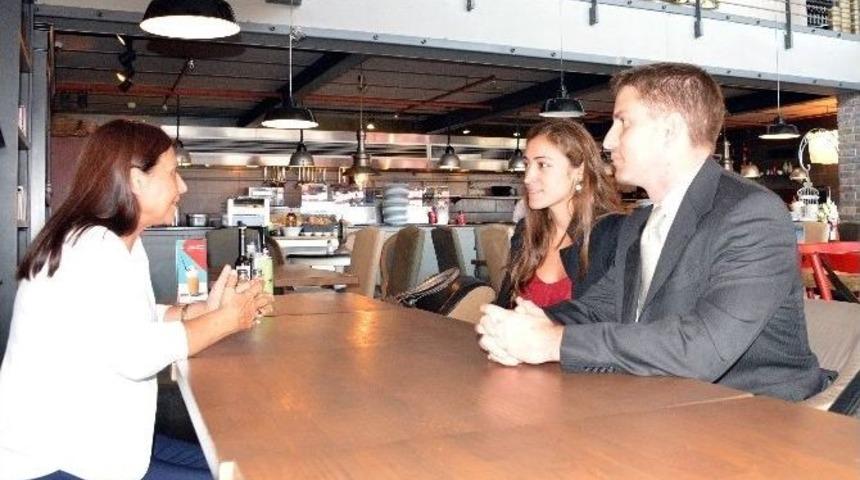 Amerikan K&uuml;lt&uuml;r Ve Basın Ataşesinden Mutlu&rsquo;ya Ziyaret