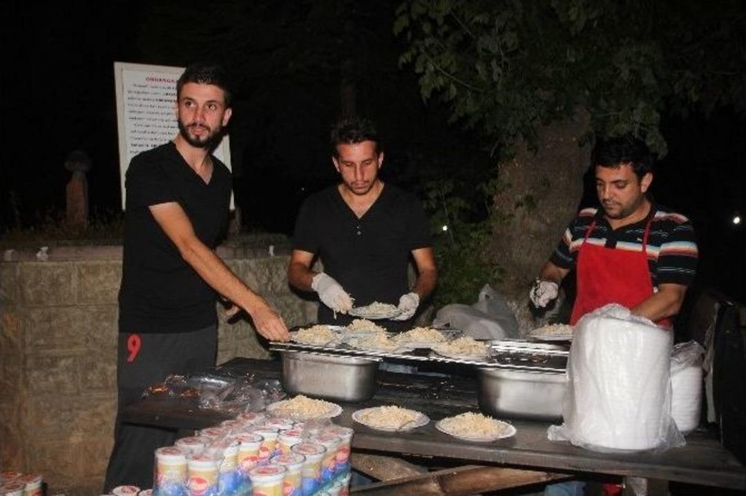 T&uuml;rk Telekom Bilecik İl M&uuml;d&uuml;rl&uuml;ğ&uuml; Şehitleri Unutmadı