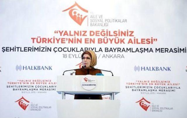 Emine Erdoğan Şehit Aileleri Ile Bayramlaştı