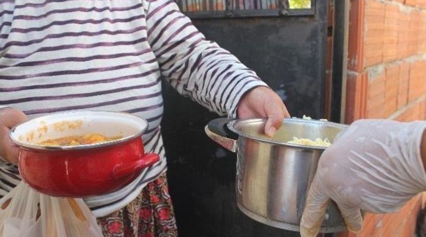 Bu Kurbanda Bir &Ouml;ğ&uuml;n De Senden Olsun