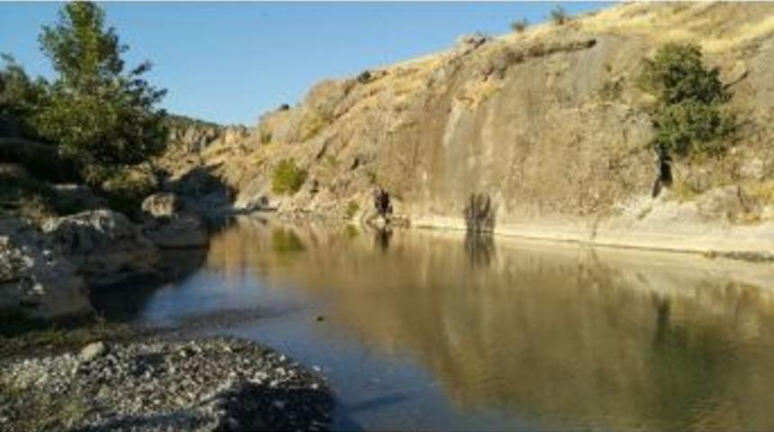 Serinlemek İ&ccedil;in Dereye Giren Gen&ccedil; Boğuldu