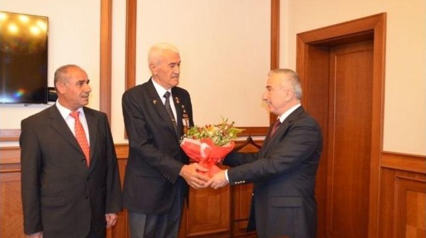 Gazi Derneklerinden Vali Kam&ccedil;ı&rsquo;ya Ziyaret