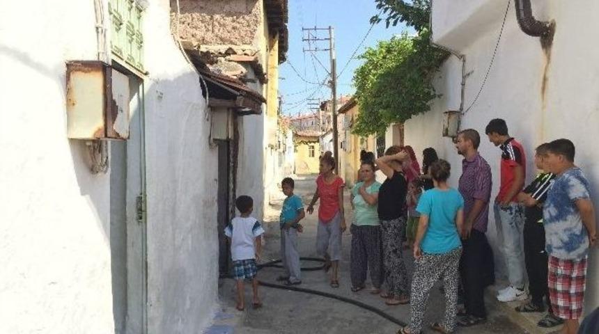 İtfaiyeye Dar Sokak Engeli