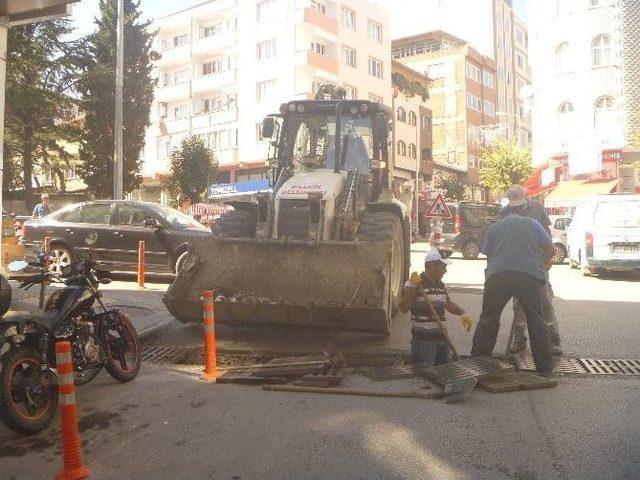 Bilecik Belediyesi’nden Mazgal Temizliği