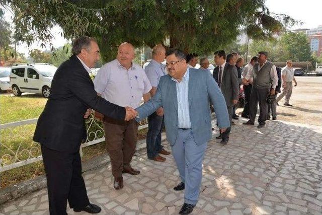 Belediye Başkanı Selim Yağcı&rsquo;dan Bu Defa Da Muhtarlara T&uuml;rk Bayrağı 3