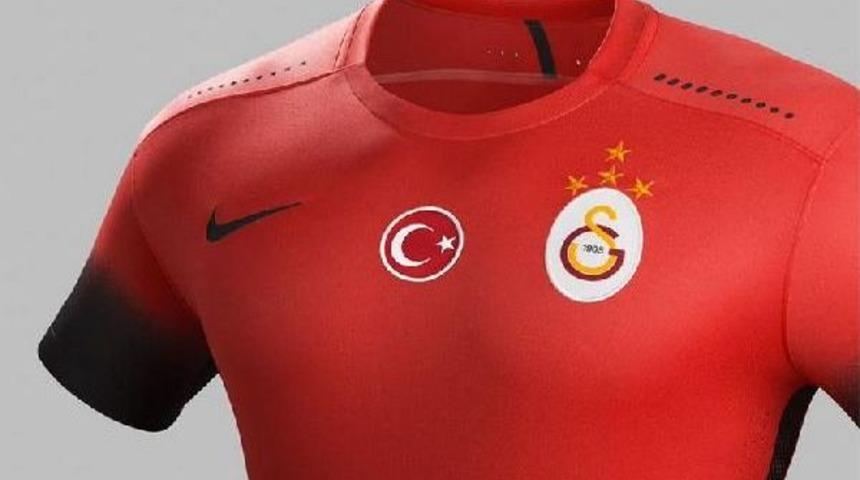 Galatasaray'ın 3. Forması Tanıtıldı