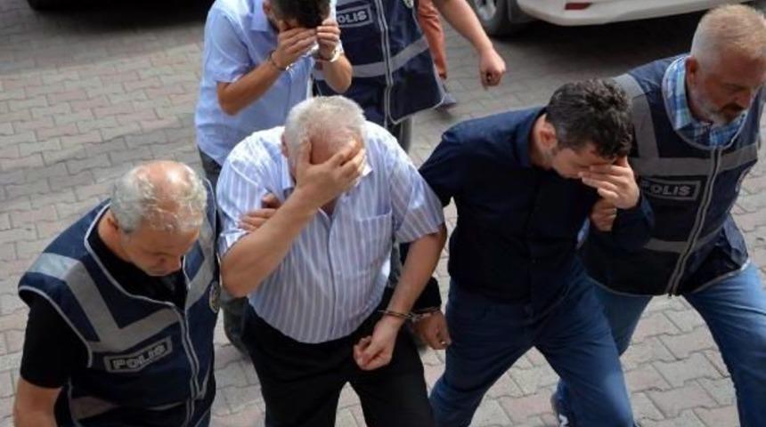 Servis Şof&ouml;rlerinin Sıra Kavgası: 1 &Ouml;l&uuml;, 2 Yaralı (2)