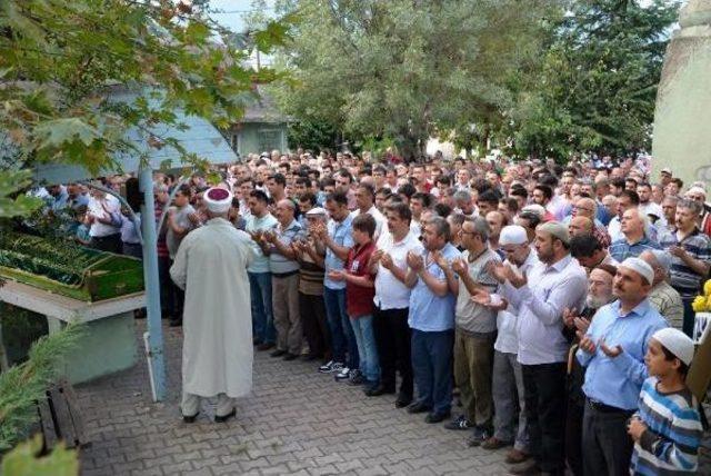 Servis Şoförlerinin Sıra Kavgası: 1 Ölü, 2 Yaralı (2)