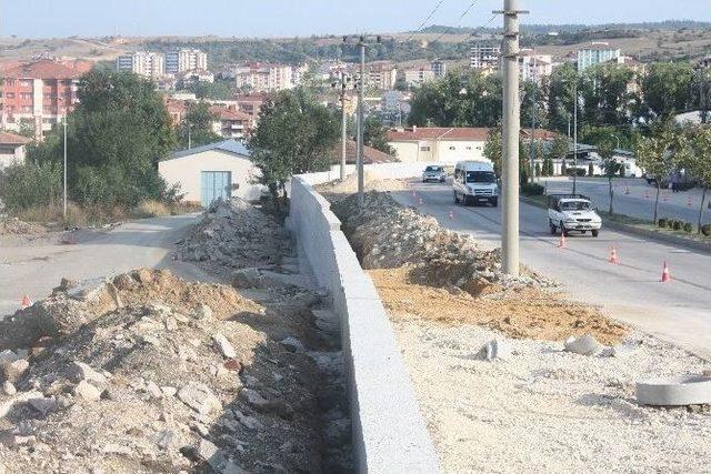 Kastamonu’da Cezaevi Rampasında Yol Genişletme Çalışmaları Sürüyor