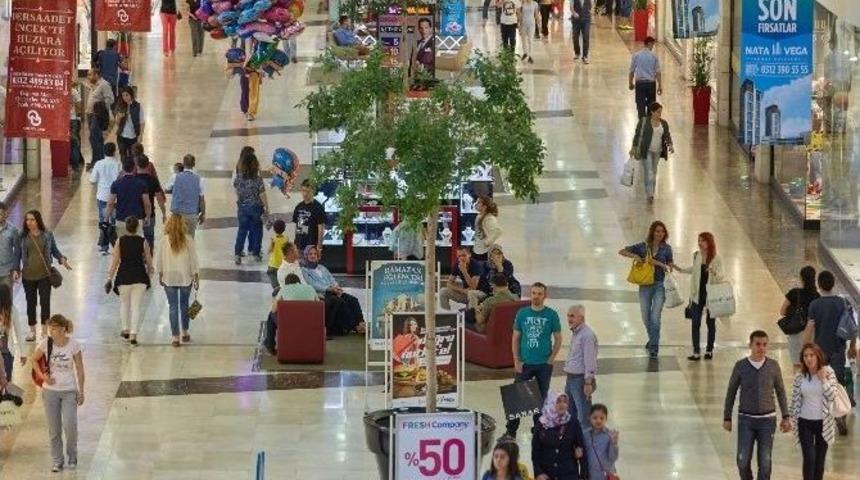 Bayram Alışverişi İ&ccedil;in Doğru Outlet&rsquo;e