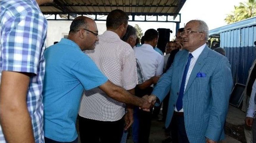 Başkan Kocamaz, Meclis &Uuml;yeleri Ve Belediye Personelleri İle Bayramlaştı