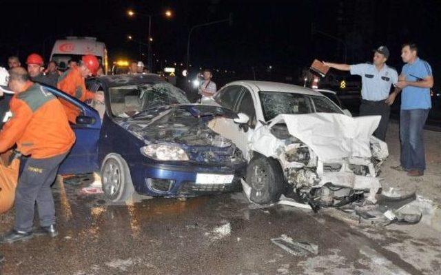 Kırıkkale’De Trafik Kazası: 2 Ölü, 2 Yaralı