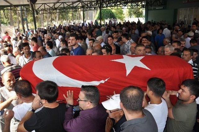 Rusya’da Öldürülen Türk Mühendis Tarsus’ta Toprağa Verildi