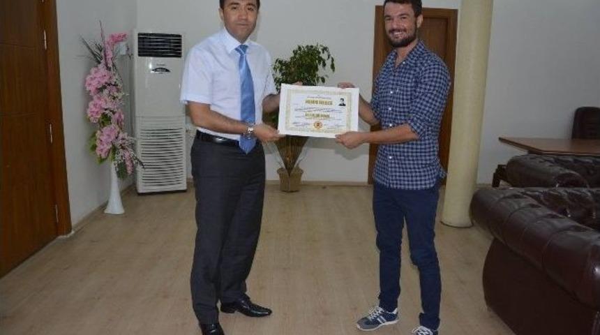 Kaymakam Citer, Başarılı Beden Eğitimi &Ouml;ğretmenini &Ouml;d&uuml;llendirdi&rlm;