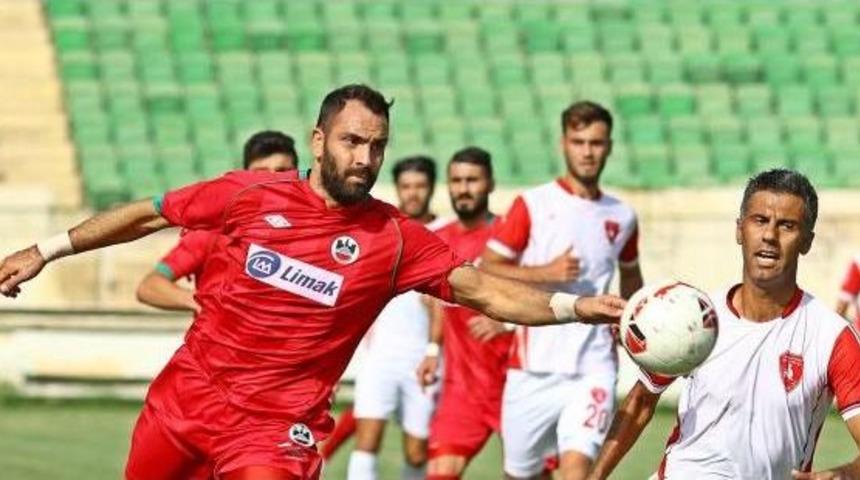 Diyarbekirspor-Denizli B&uuml;y&uuml;kşehir Belediyespor: 0-1