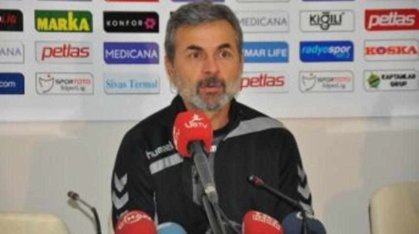 Kocaman: "sahada Kaos Futbolu Var&rdquo;