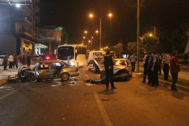 Şanlıurfa’Da 2 Otomobil Çarpıştı: 5 Yaralı