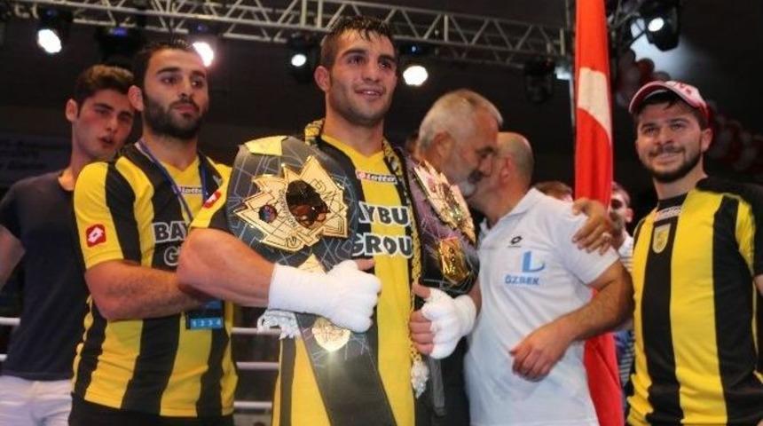 Onur Şipal Apb D&uuml;nya Şampiyonluğu Unvanını Korudu