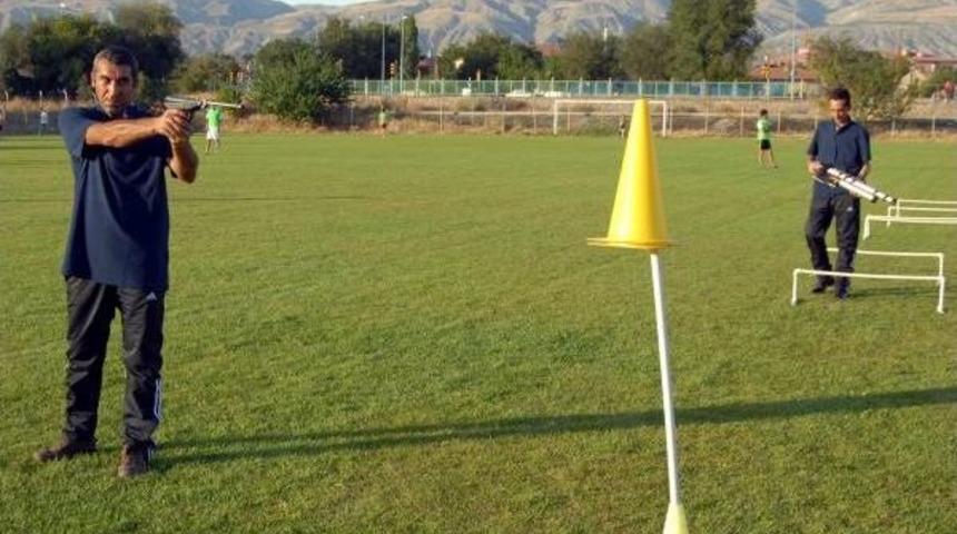 Ka&ccedil;aklar I&ccedil;in Atlı Ve Motorize Kurban Timi