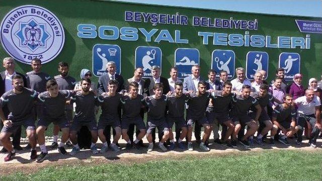 Beyşehir’de Spor Kompleksi Törenle Açıldı