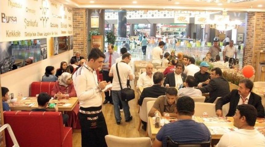 Sanko Park Gazileri Ağırladı