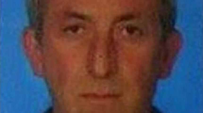 Kontrolden &Ccedil;ıkan Otomobil Bariyere &Ccedil;arptı:1 &Ouml;l&uuml;, 2 Yaralı