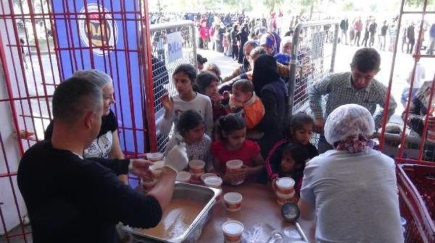 Sarayi&ccedil;i, M&uuml;lteci Kampına D&ouml;n&uuml;şt&uuml;