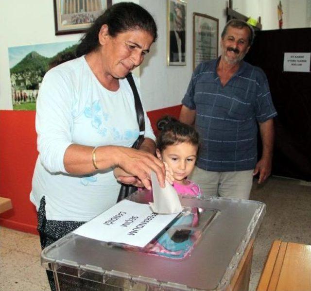 Kayaköy'de Referandum