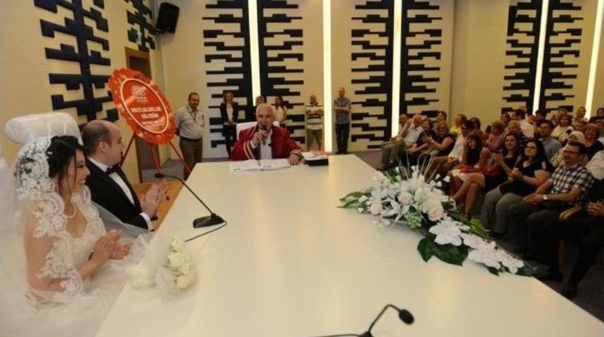 Yabancı Gelin Ve Damatların Adresi Nil&uuml;fer Nikah Evi