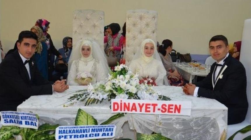 İki Kız Kardeş Aynı Gün Evlendi