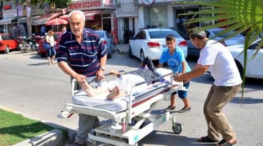 Bulvarda Sedye Ile Hasta Nakli