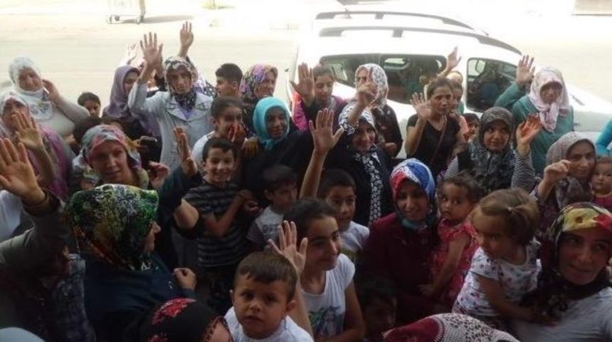 Yeşilder, 3 Bin &Ccedil;ocuğu Sevindirdi