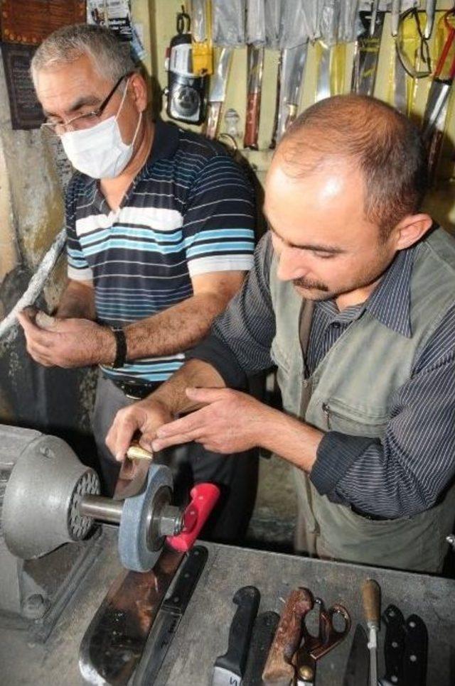 Bı&ccedil;ak&ccedil;ılar Bayram Mesaisine Başladı 2