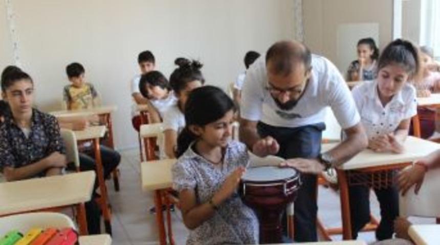 Aram Tigran Kent Konservatuvarı İ&ccedil;in Se&ccedil;meler Yapıldı