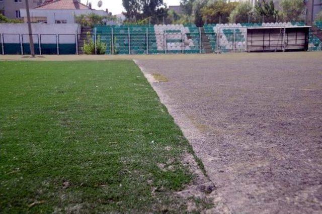 Bornova Stadı'ndaki '3 Santimlik Hata' Nedeniyle Maçlar Başka Sahalara Alındı